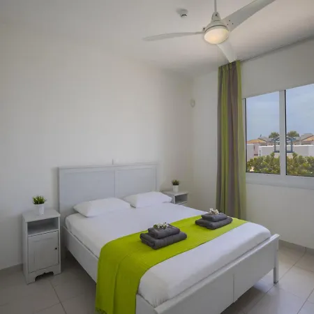 Villa Your 5 Star With Majestic Sea Views, 1531 *