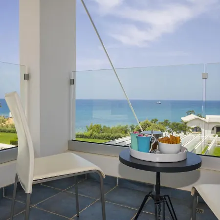 Villa Your 5 Star With Majestic Sea Views, 1531